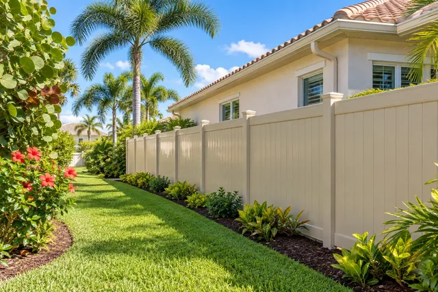 Vinyl Fences